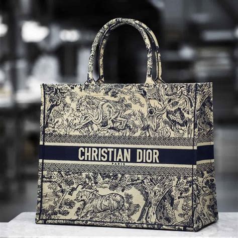 dior book tote bag tweedehands|christian dior tote bag personalized.